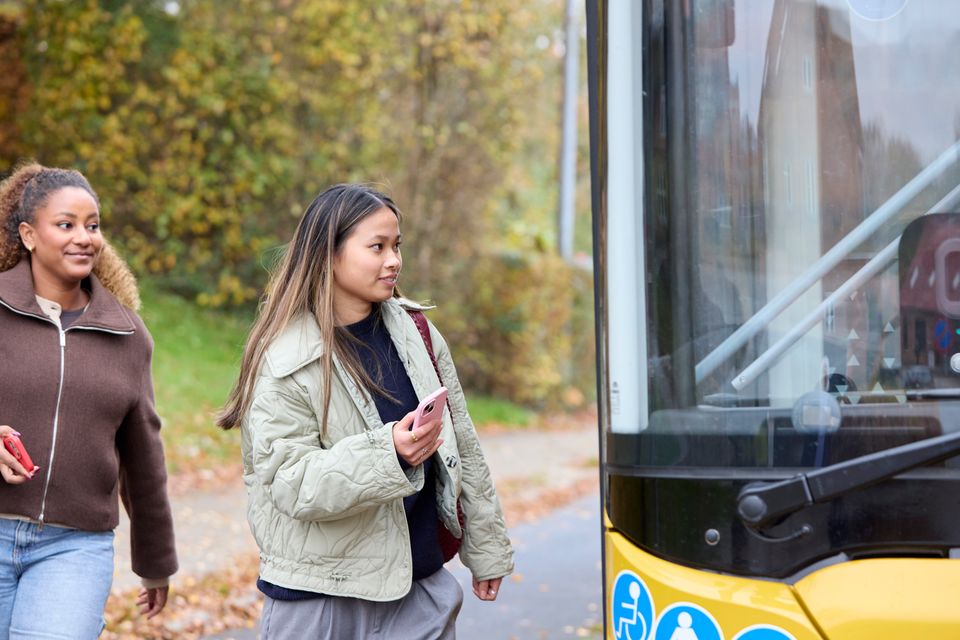 Studiestart kan blive dyrere end nødvendigt: Midttrafik peger på billigste billetvalg